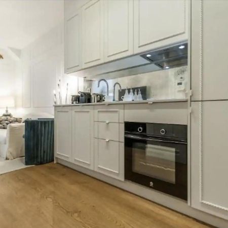 Ferienwohnung Apartamento De Lujo En Neptuno Madrid Exterior foto